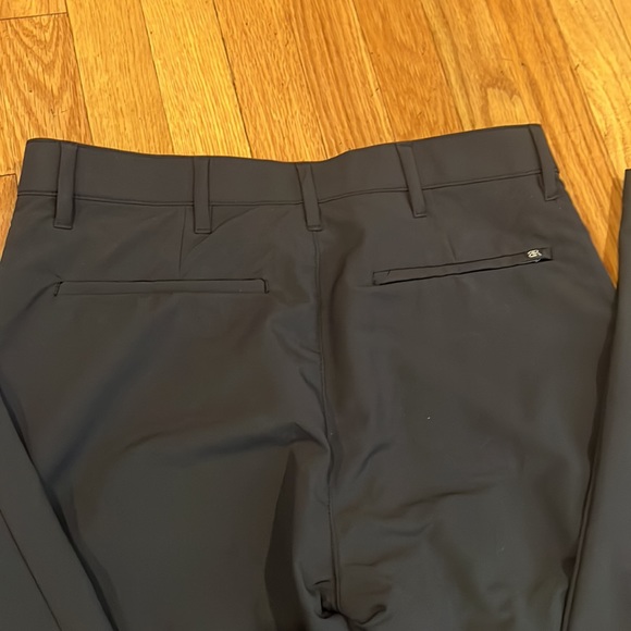 Men’s Banana Republic performance pants 32x34 Black NWOT - Picture 3 of 6